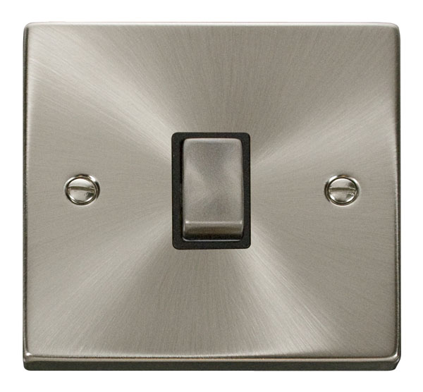 CLICK DECO 20A DP SWITCH VICTORIAN SATIN CHROME BLACK
