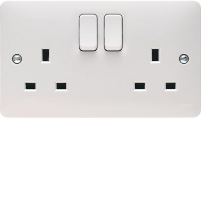 HAGER SOLLYSTA 13A 2 GANG SWITCHED SOCKET